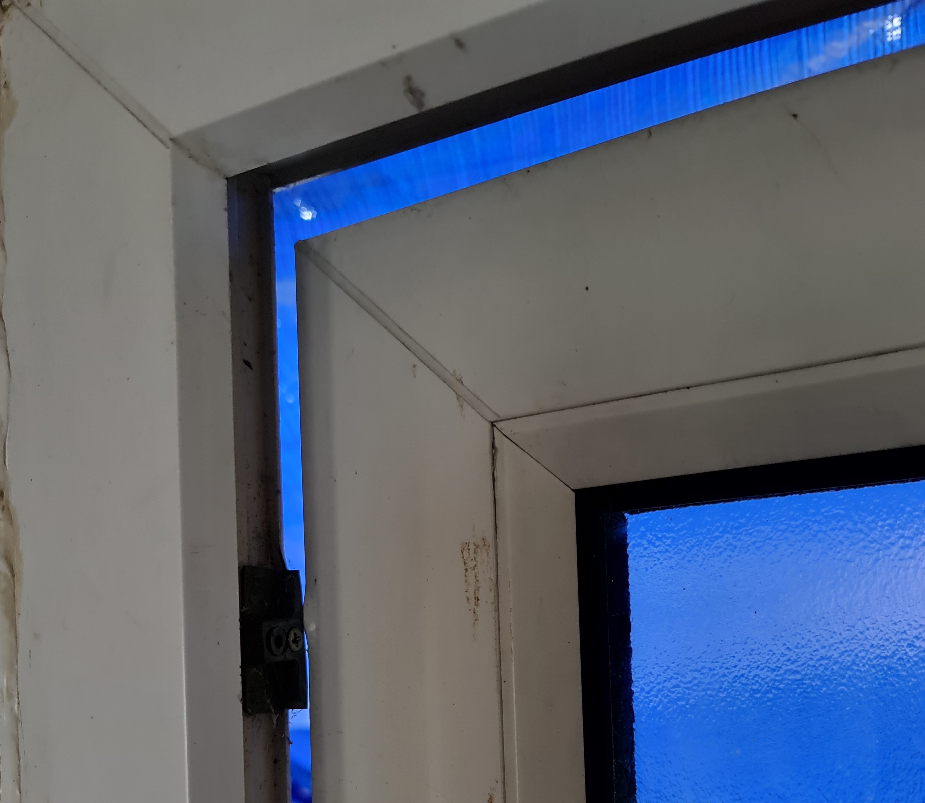 Foggy or Misty double glazed unit